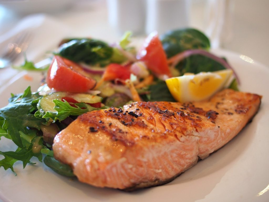Salmon Dinner - plublic domain image from pixabay.com